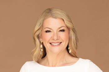 Portrait of Michelle Kopp, Broker Associate.