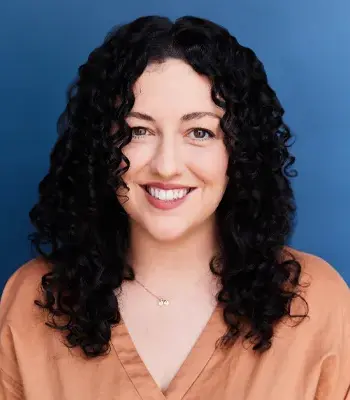 Portrait of Allie Martinez, REALTOR®.
