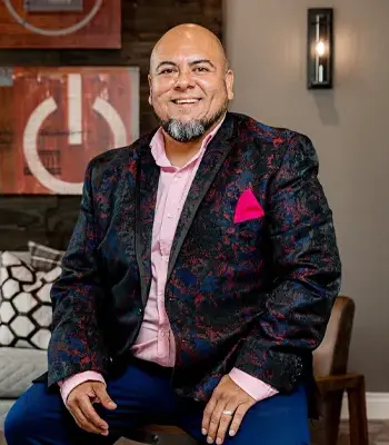 Portrait of David Avila, REALTOR® to the LMNT Group.