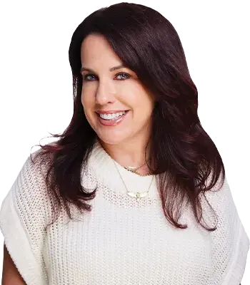 Portrait of Holly McCormick, Broker Associate.