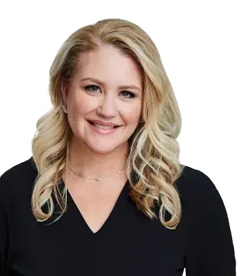 Portrait of Laura Hamilton, REALTOR®.