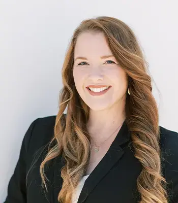 Portrait of Lauren Pryor, REALTOR®.
