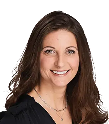 Portrait of Lori Elam, REALTOR®.