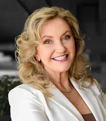 Portrait of Michelle Allen, Broker Associate.