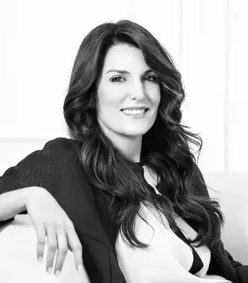 Portrait of Natasha Antonioni, REALTOR®.