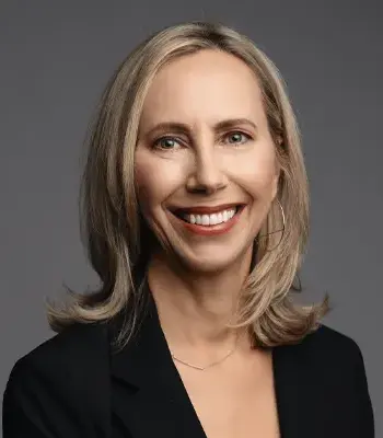 Portrait of Ruthann Royal, REALTOR®.