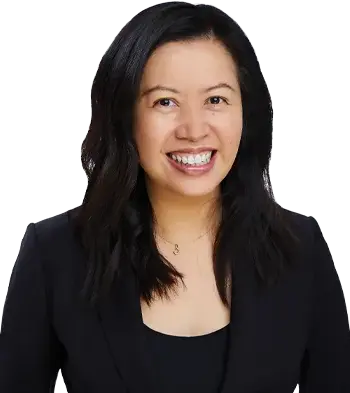 Portrait of Sara Hoang, REALTOR®.