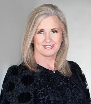 Portrait of Teresa Carson, REALTOR®.