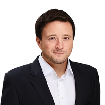 Portrait of Arby Hinojosa, Broker Associate