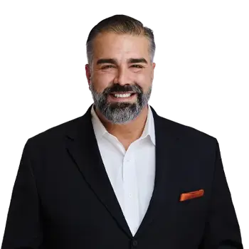 Portrait of Carlos Benavides, REALTOR®