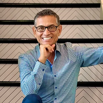 Portrait of Everett Torres, REALTOR®