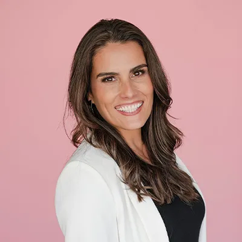 Portrait of Gaby Proctor, REALTOR®, Operations Manager to the Proctor Team