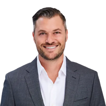 Portrait of Johnny Ronca, Associate Broker