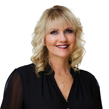 Portrait of Lisa McGuire, REALTOR®