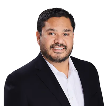 Portrait of Raymond Torres, Broker Associate