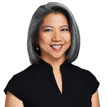 Portrait of Rela Manigsaca, Broker Associate