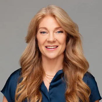 Portrait of Sara Warner, Broker Associate
