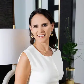 Portrait of Susy Elosegui, REALTOR®