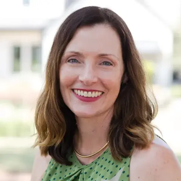 Debbie Trominski, Broker Associate for The Right Team