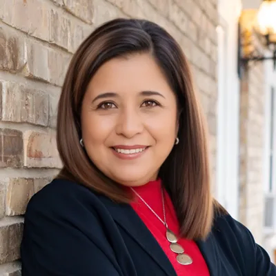 Esmilda Guerra, REALTOR®
