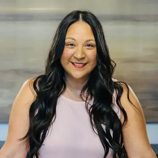 Mindy Guevara, Broker Associate