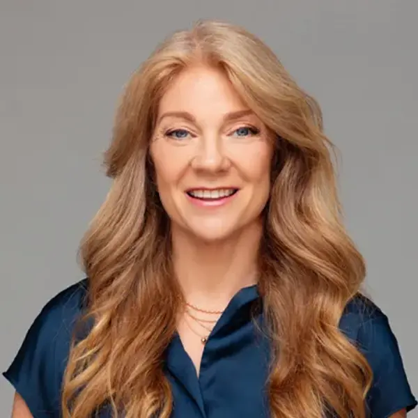 Sara Warner, Broker Associate