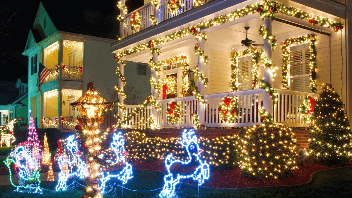 The Best Neighborhoods to See Christmas Lights in Austin