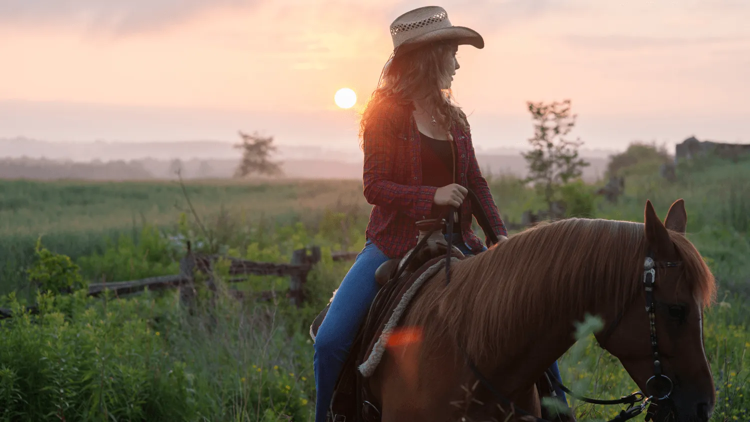5 Farms and Ranches to Go Horseback Riding Around Austin